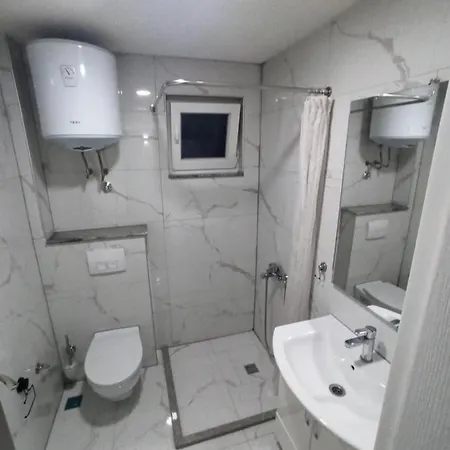 Apartmani Kula Tuzla Exterior photo